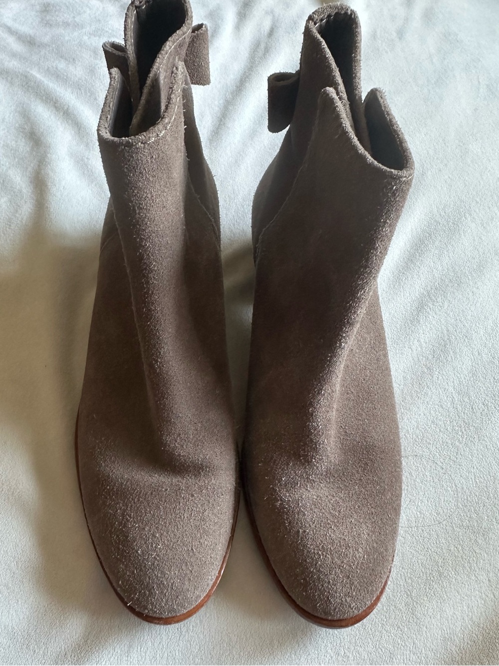 Kate Spade Taley Tan Suede Ankle Booties 7.5